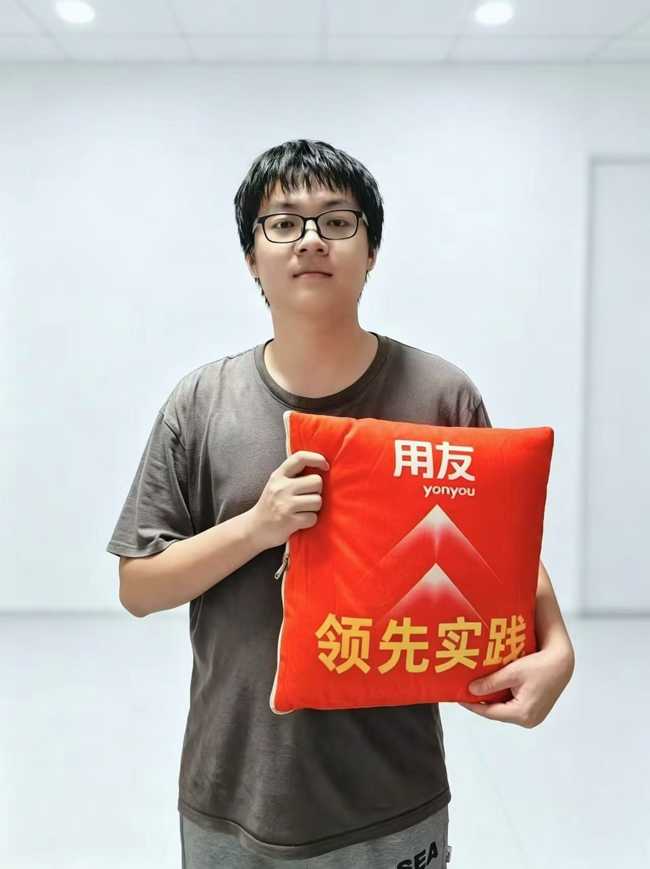 84345